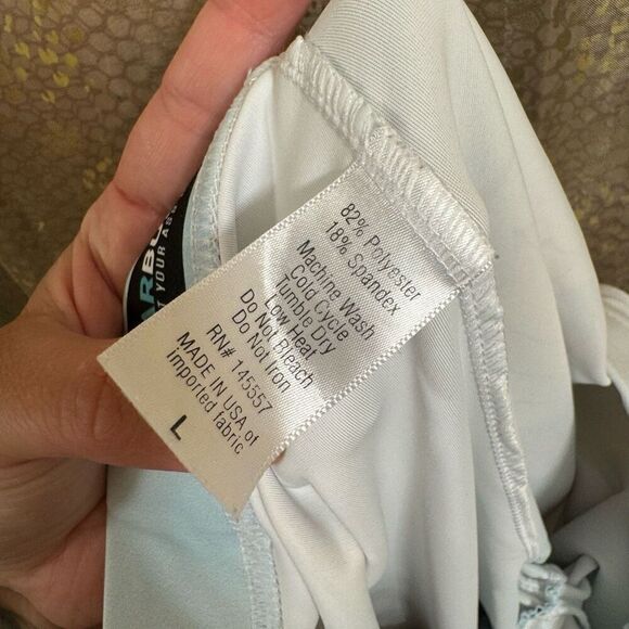 Gearbunch Colorful Ornamental Seahorse Capri Leggings Large - Picture 6 of 10